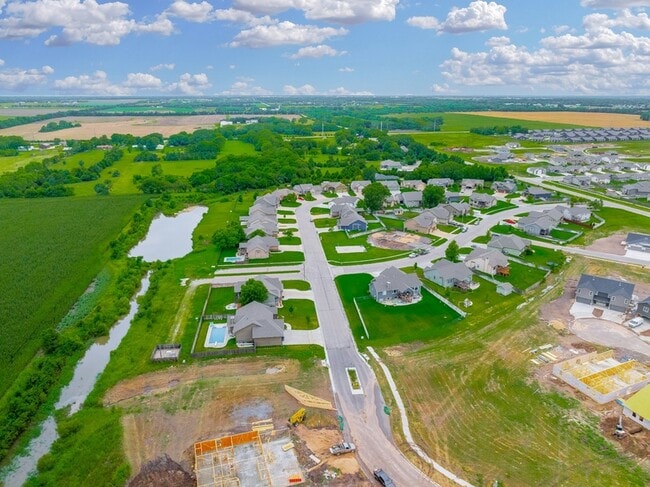 Building Photo - 2432 S Wheatland St