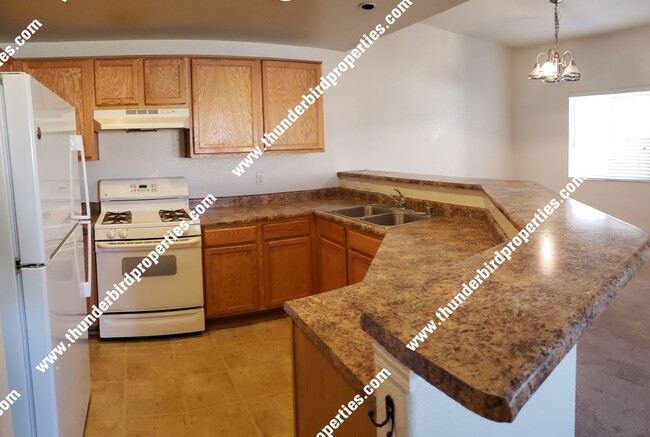 Building Photo - MOVE IN SPECIAL $200 OFF FIRST MONTH'S REN...