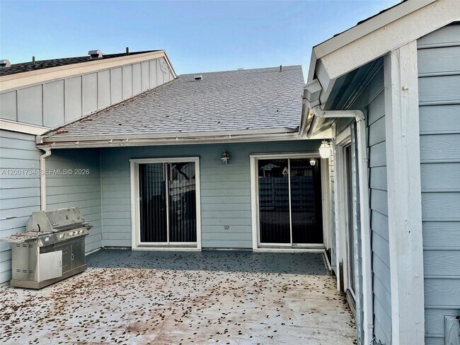 Building Photo - 13754 SW 147th Cir Ln