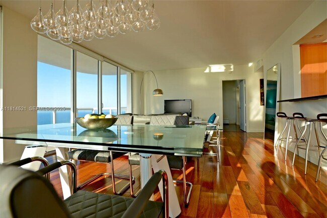 Building Photo - 6365 Collins Ave