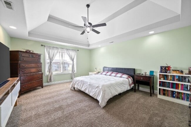 Building Photo - Stunning Home in Wellington Fields Ready f...
