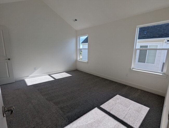 Building Photo - 6109 Zebulon Pl