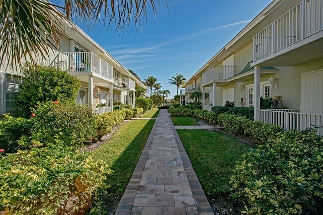 Building Photo - 5500 Old Ocean Blvd