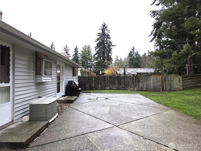 Building Photo - 16850 Palatine Ave N