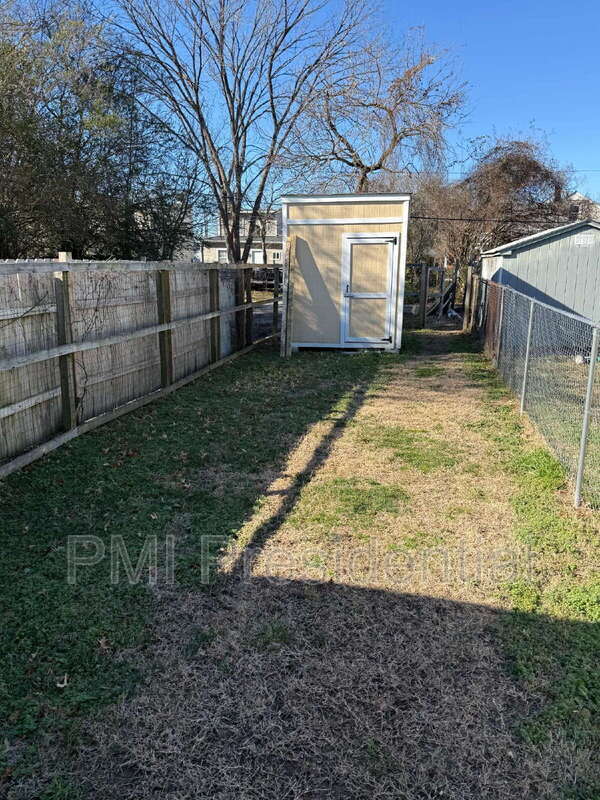 Building Photo - 1310 N 34th St