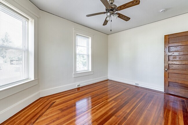 Building Photo - 39 O'Connor Ave