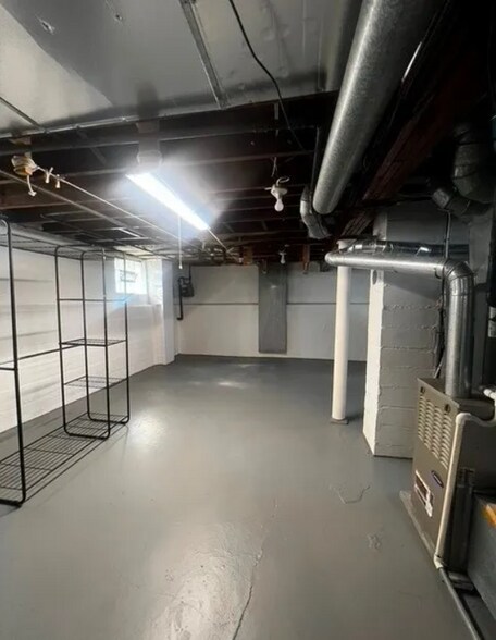 Building Photo - 11621 Havel Ave