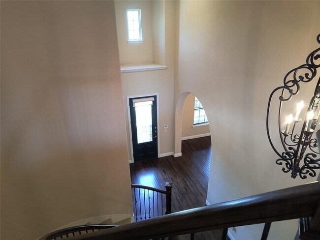 Building Photo - 10039 Stancil Ln