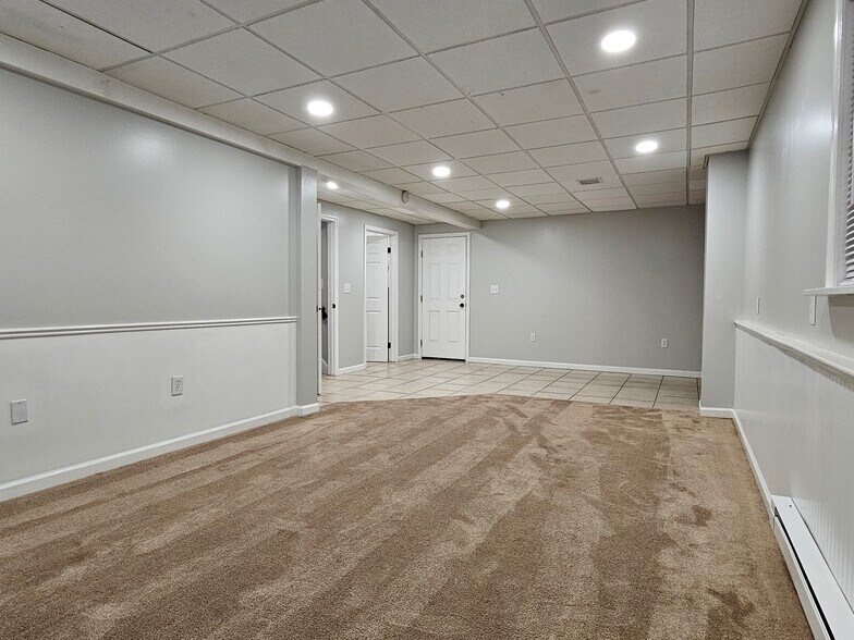 Building Photo - 55 Buchland Rd