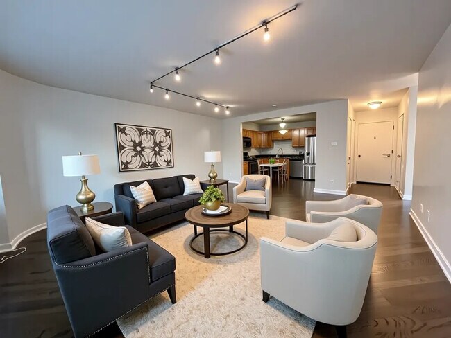 Building Photo - 211 E Ohio St