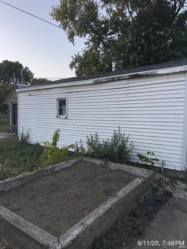 Building Photo - 68 E Washington Ave