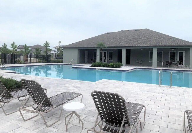 Building Photo - 13075 Spring Grove Way