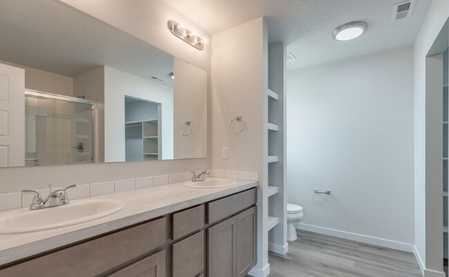 Building Photo - $500.00 MOVE IN CREDIT! Stunning Modern Home in Desirable Star, Idaho