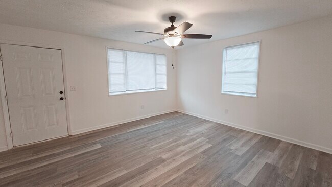 Building Photo - Monetta Apartments