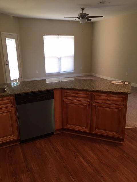 Building Photo - 503 Arbor Lake Dr