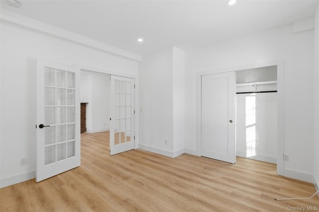 Building Photo - 134 E Main St