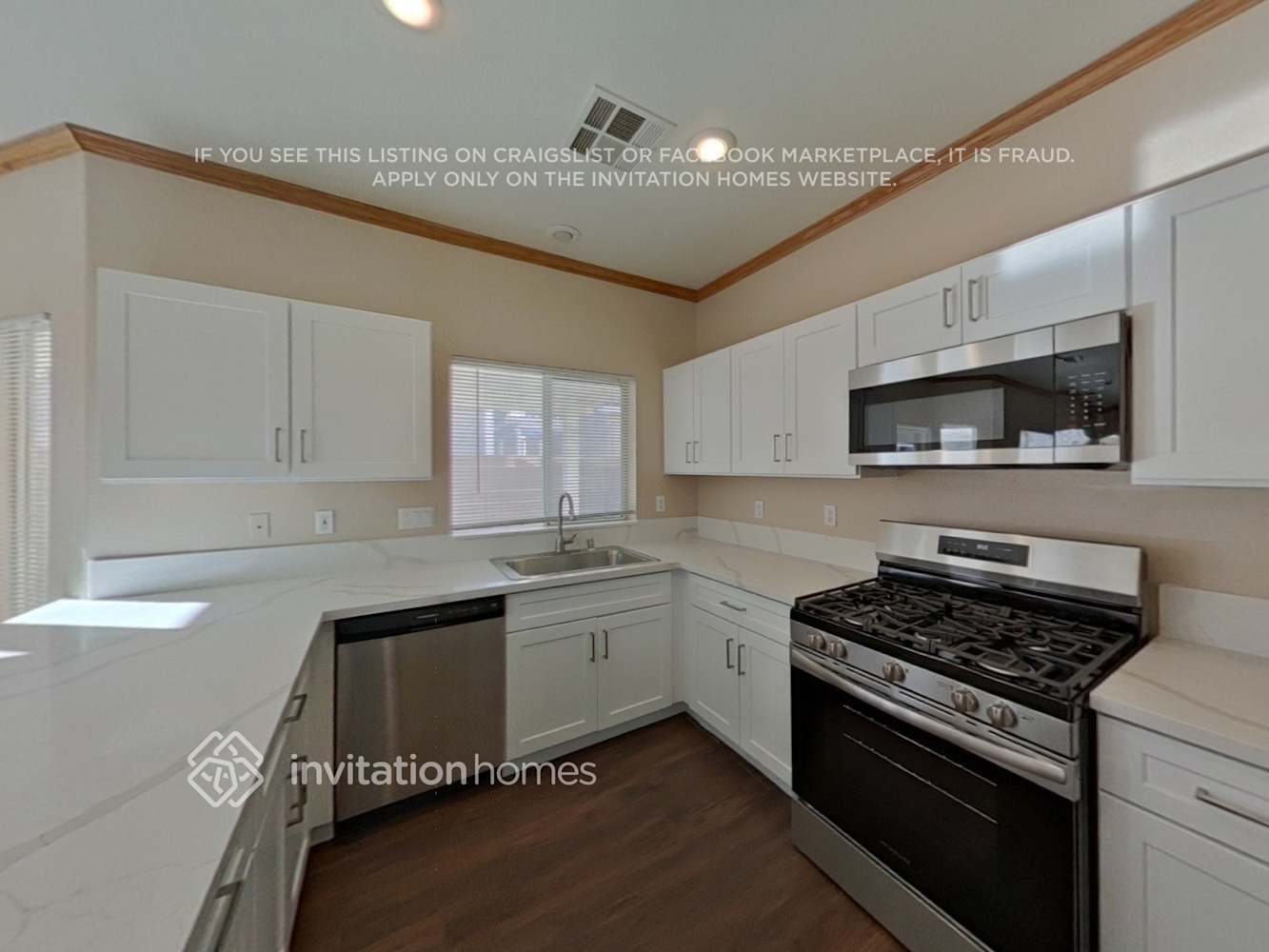 Building Photo - 903 Clear Diamond Ave