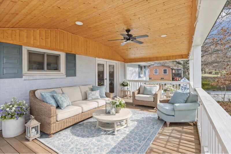 Building Photo - 2405 Melborne Dr