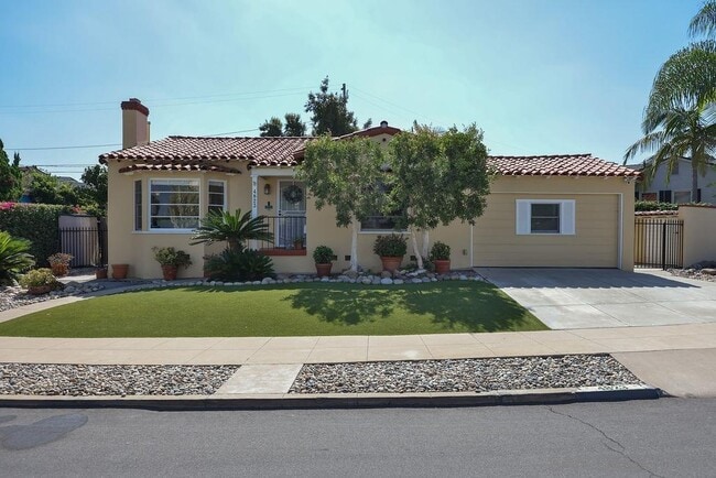 Building Photo - 4823 Hart Dr