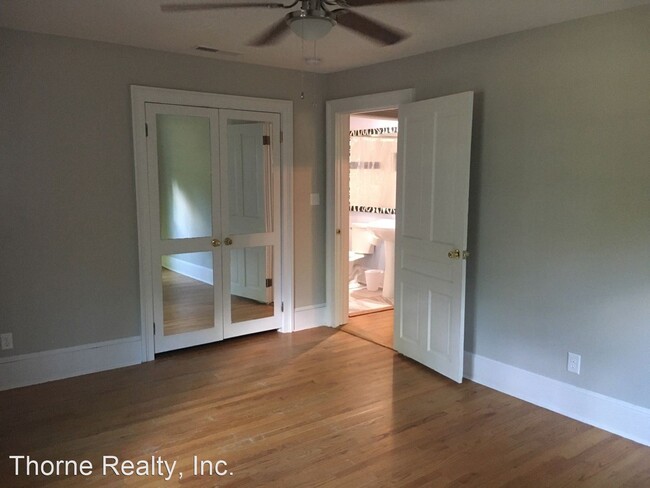 Building Photo - 4 br, 3 bath House - 205 W Baker Street