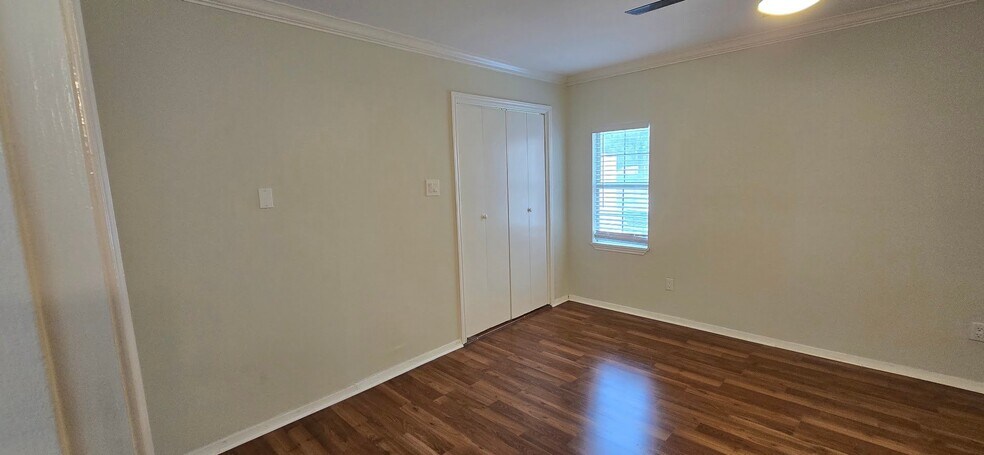 Building Photo - 1827 Highland Park Ave