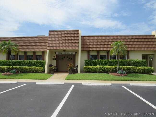 Building Photo - 5780 Fernley Dr