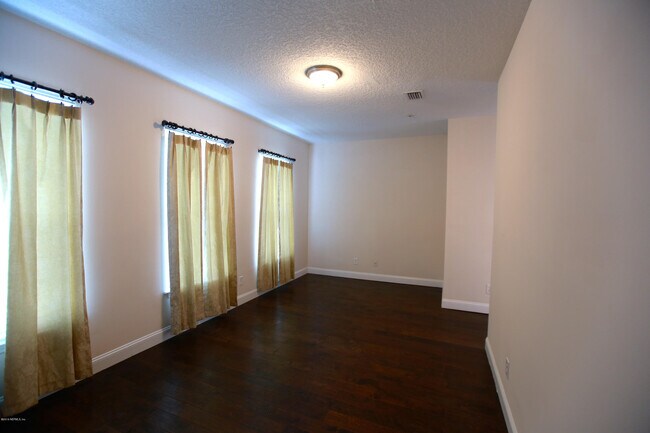Building Photo - 4442 Rock Creek Cir