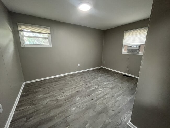 Building Photo - 2552 Sarvis Ct