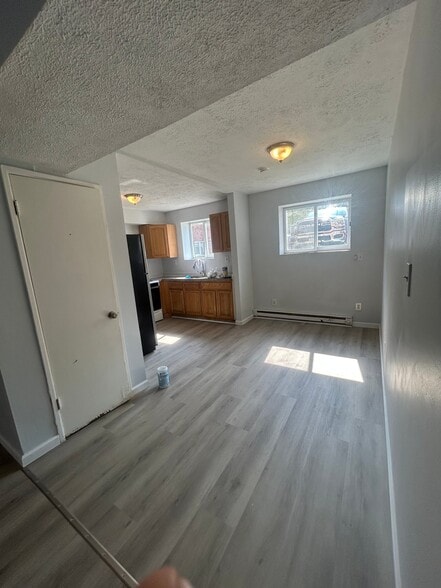 Building Photo - 14520 Milverton Rd