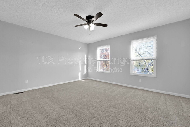 Building Photo - 96 Chenango Dr