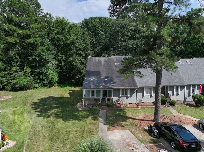 Building Photo - 3606 Top of the Pines Ct