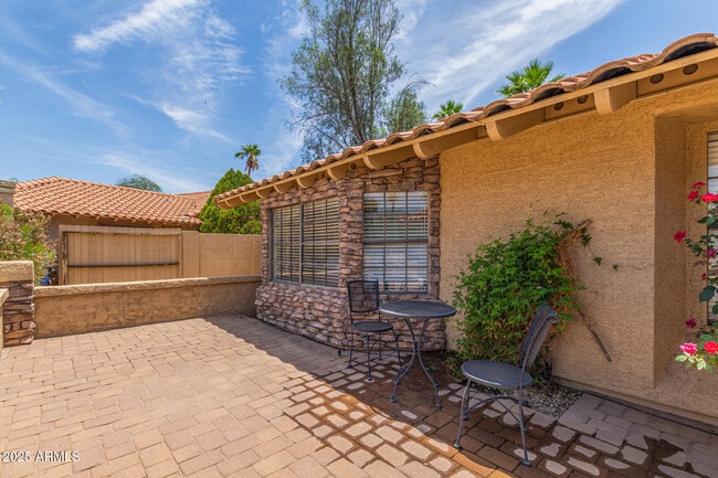 Building Photo - 6073 E Beck Ln