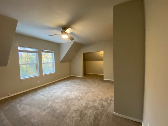 Building Photo - Beautifully Updated South Hill Home in Spo...