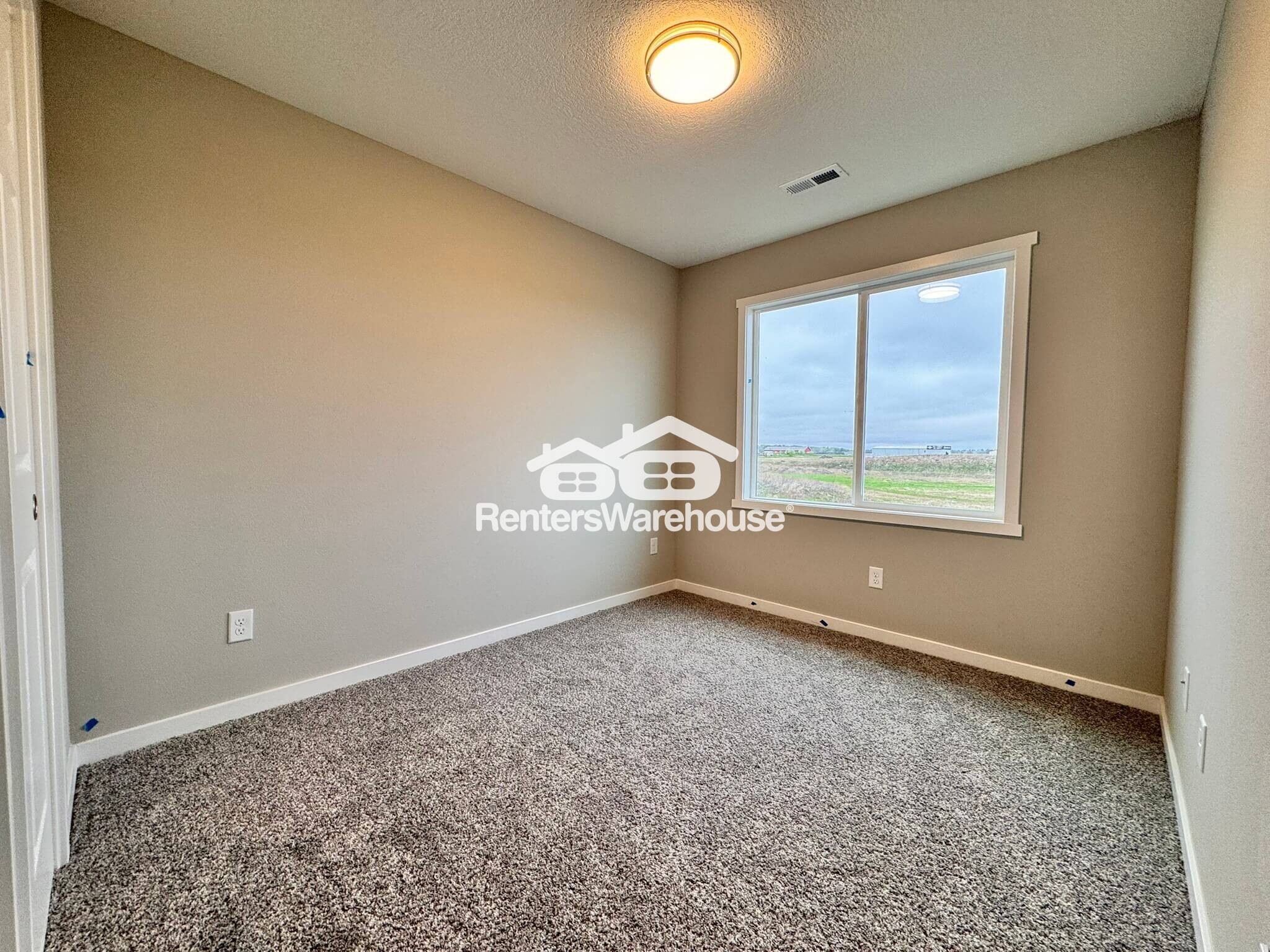 Building Photo - 1007 Adler Ct