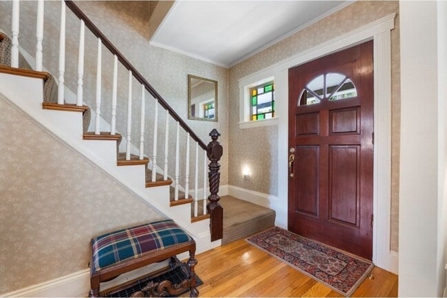 Building Photo - 12 Endicott St