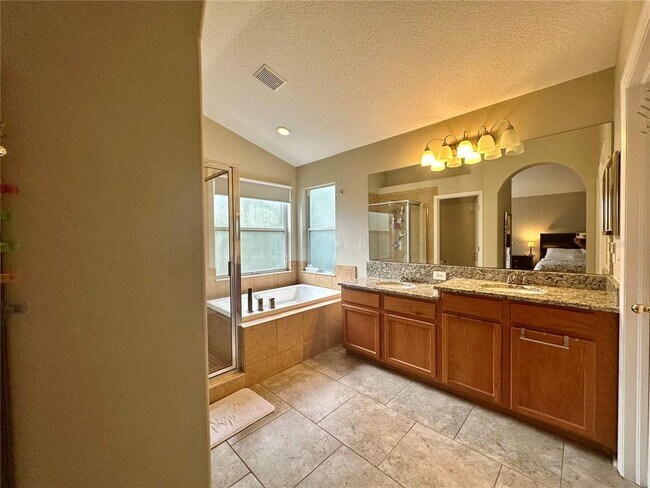 Building Photo - 12014 Deacons Croft Ln