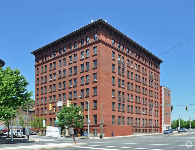 Primary Photo - The Preston Apartments