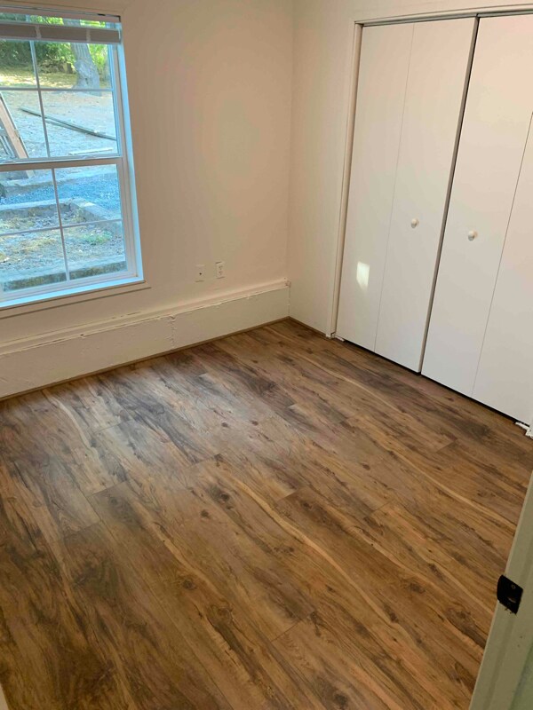 Building Photo - 1341 Rhoda Ln