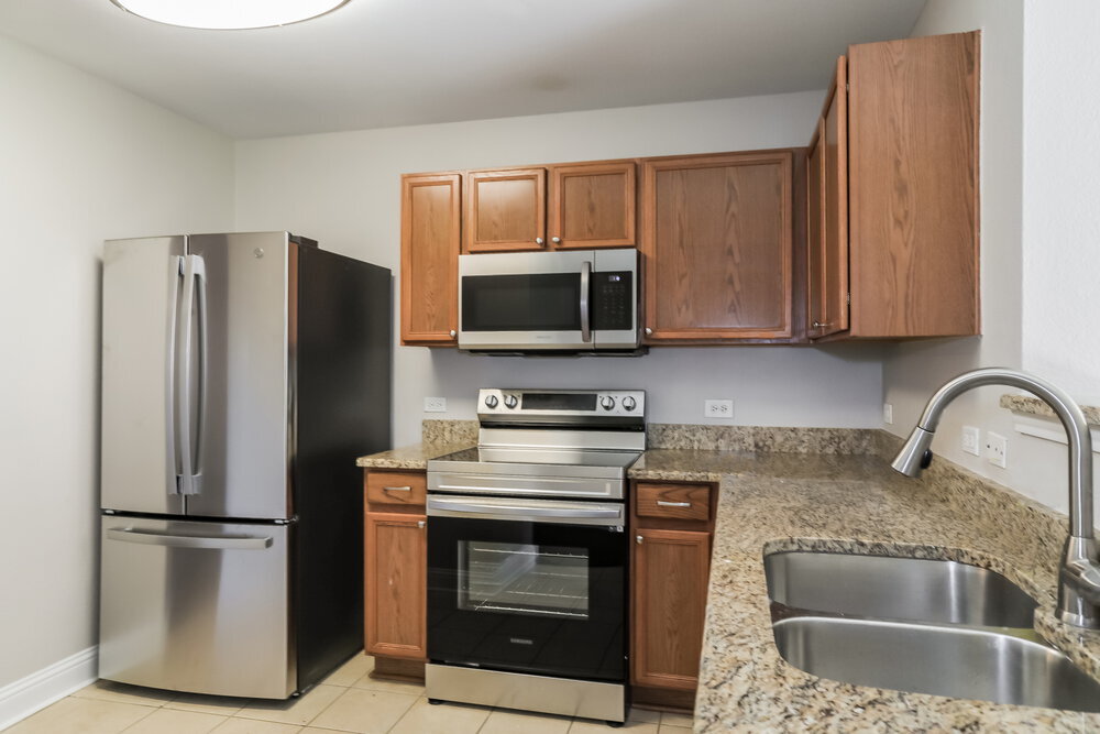 Building Photo - 1428 Waterford Dr