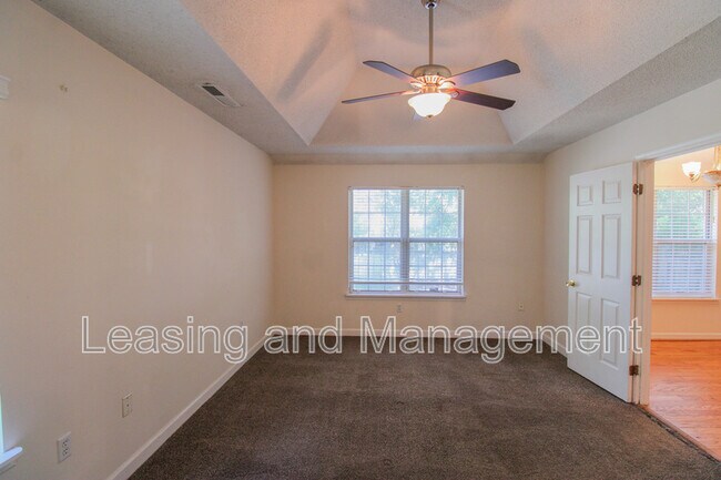 Building Photo - 1522 Theresa Dr