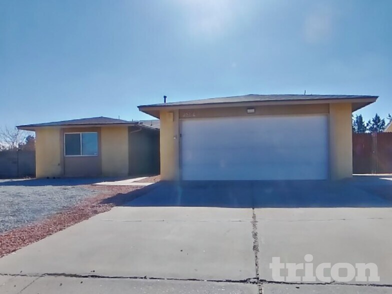 Building Photo - 5208 Territorial Rd NW