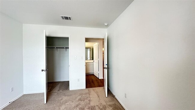 Building Photo - 171 Tofalla