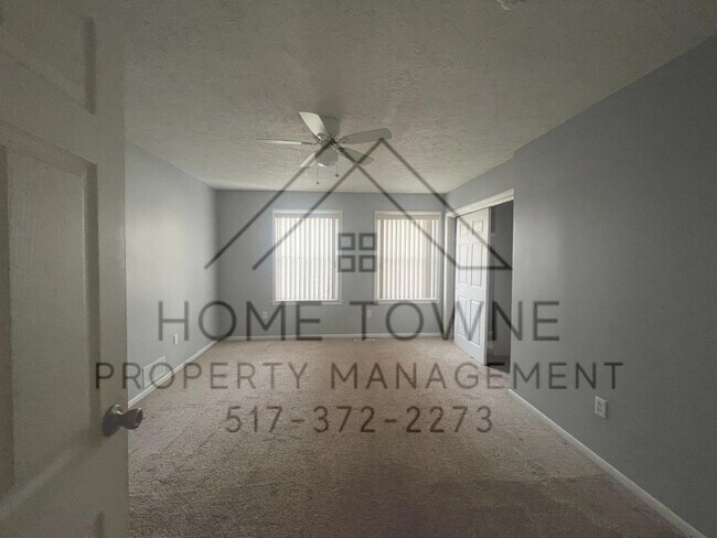 Building Photo - 5935 Twin Oaks Dr