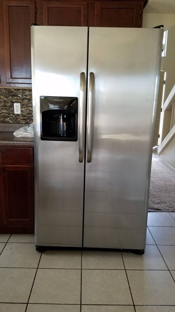 Building Photo - Exceptional 2-Story Eastside Home!