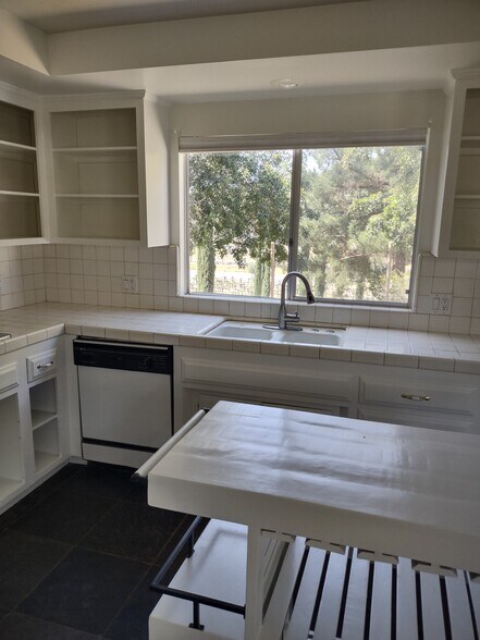 Building Photo - 37850 De Portola Rd