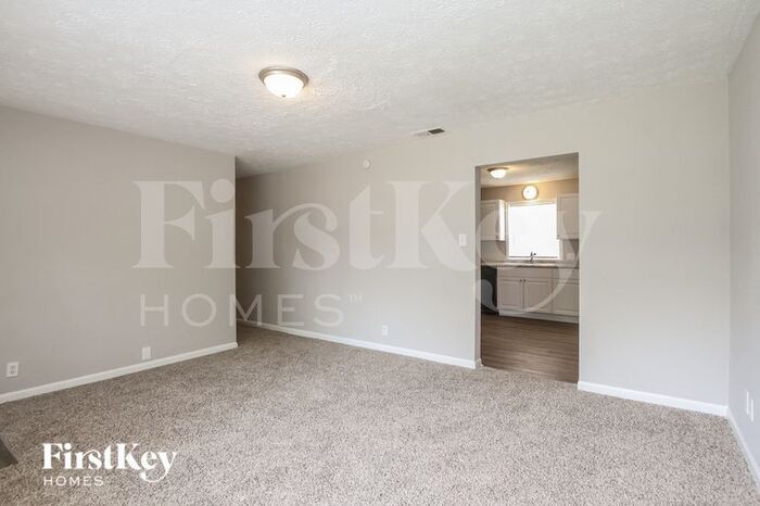 Building Photo - 35 Lauck Ln
