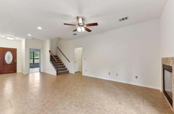 Building Photo - 10104 Missel Thrush Dr