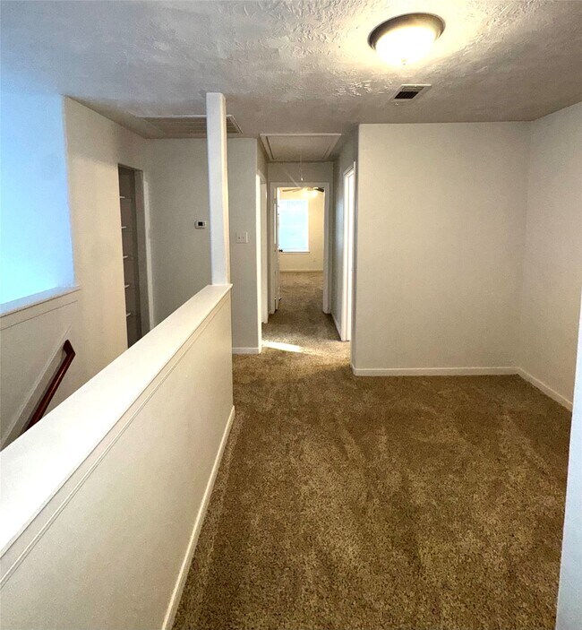 Building Photo - 15931 Winston Point Ln