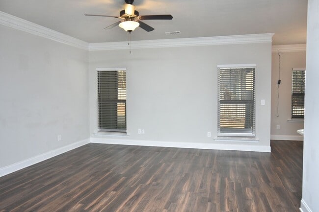 Building Photo - 4 Bedroom Near Fort Eisenhower