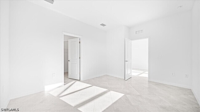 Building Photo - 14778 Martingale Pl